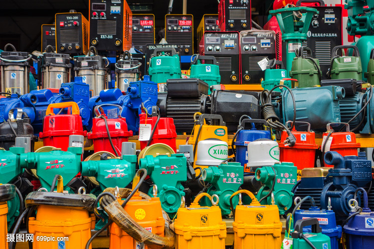 五彩的機(jī)電設(shè)備